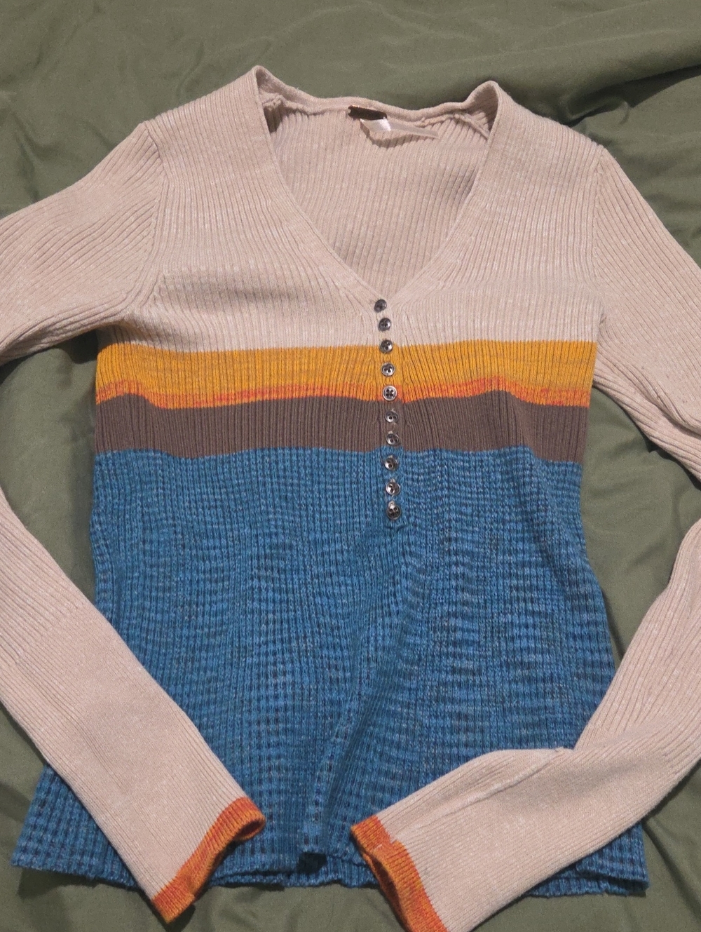 V-Neck Colorblock Ribbed Women’s Sweater - Blue/Cream